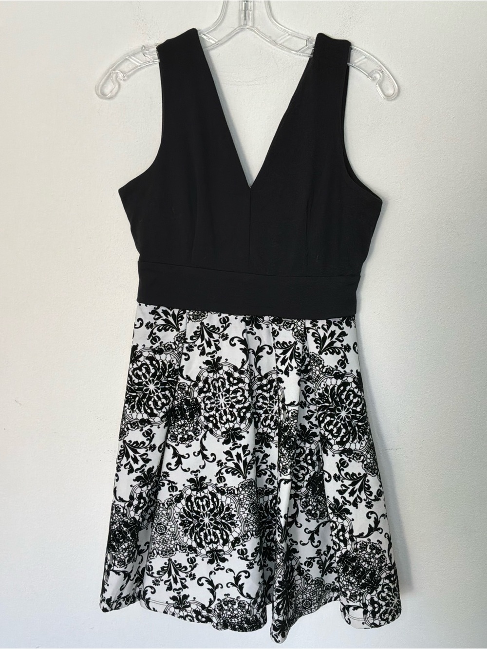 Haute Monde Black & White Floral Fit & Flare Dress Size Large